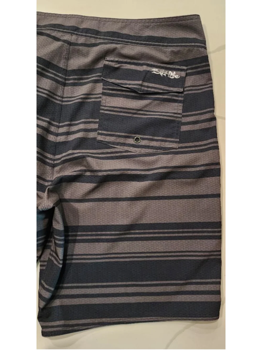 Salt Life SLX-QD Vapor Stretch Men's 38 Board Shorts Black Gray Striped Swim
